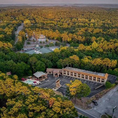 Stonegate Lodge 2 Queen Beds Fast Wifi 50" Tv Salt Water Pool Room #207 Eureka Springs Ngoại thất bức ảnh