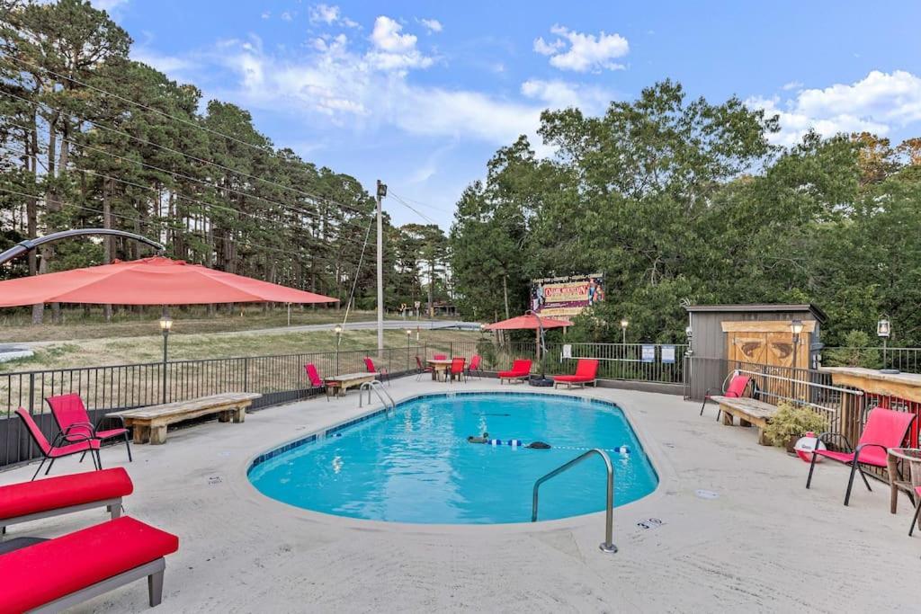 Stonegate Lodge 2 Queen Beds Fast Wifi 50" Tv Salt Water Pool Room #207 Eureka Springs Ngoại thất bức ảnh